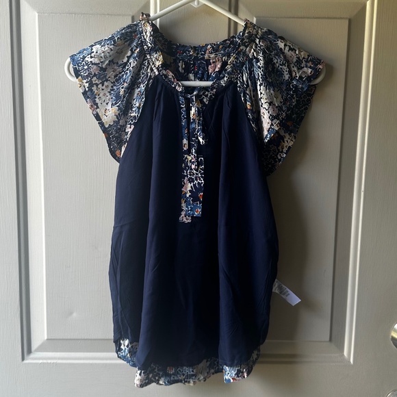 Women's Loft short sleeve multicolored flower print Top. Size XSP.. - Picture 13 of 13